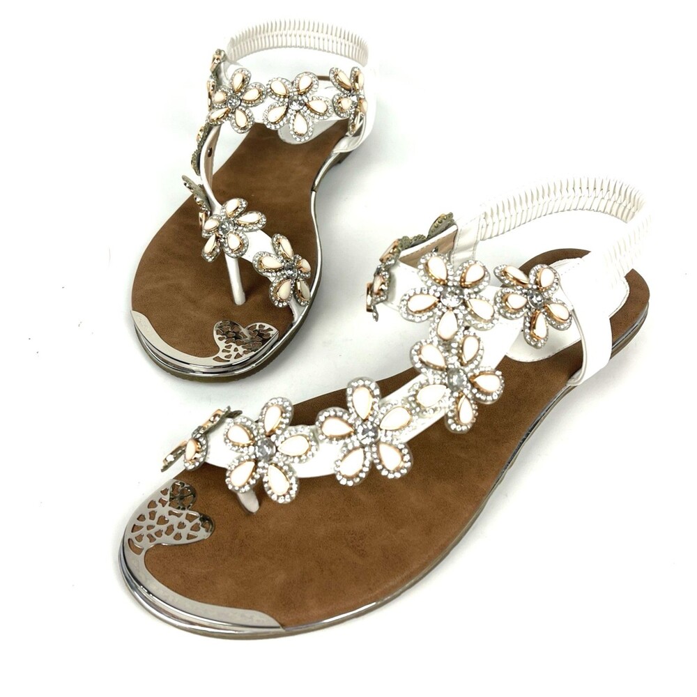 Bella Hanna Sandals Women’s SZ 10 White Flowers Rhinestones open toe Slingback